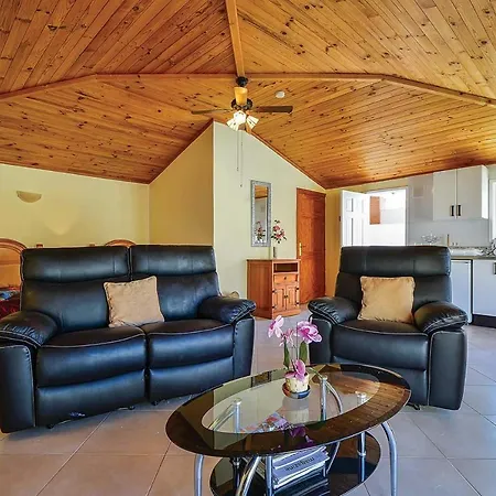 Sleeps 12 Wifi Villa Callao Salvaje